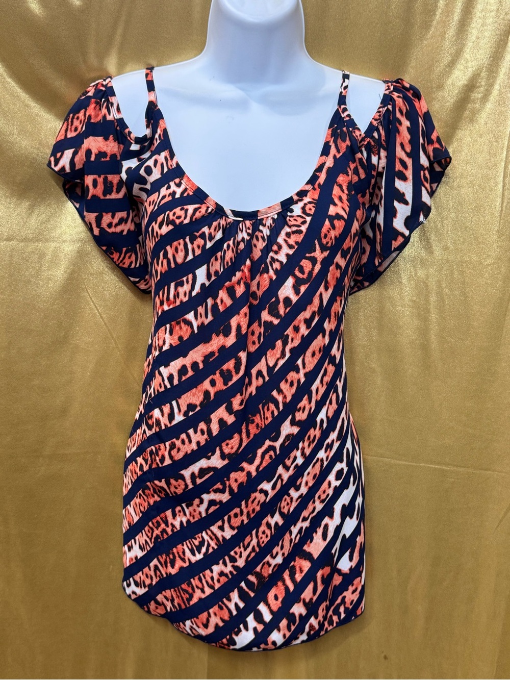 Audrey Ann Cold-Shoulder Top | Navy & Orange Animal Print | Size Medium